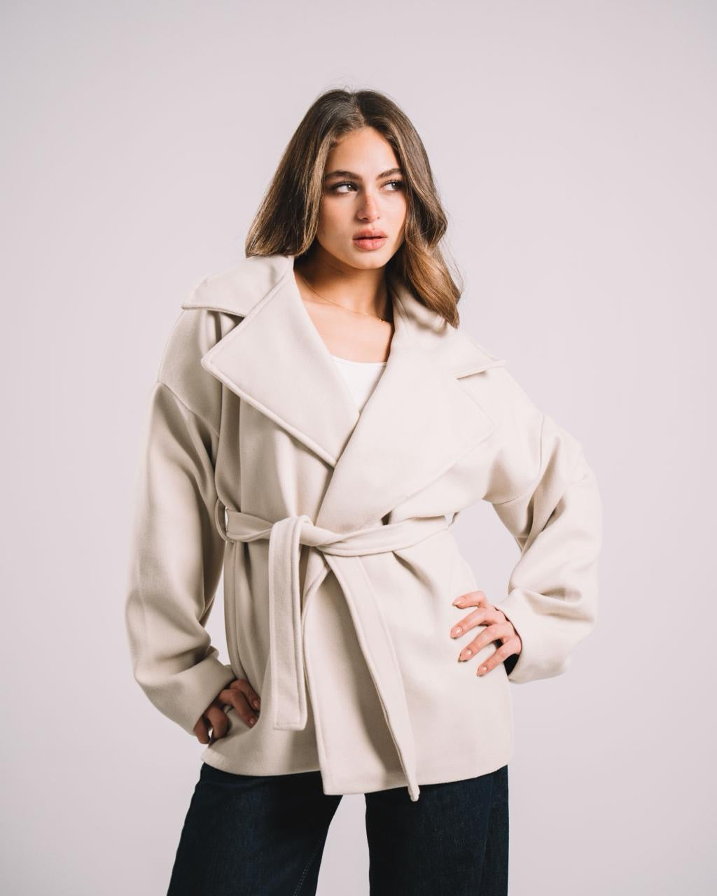THE BEIGE SOFT BELT COAT