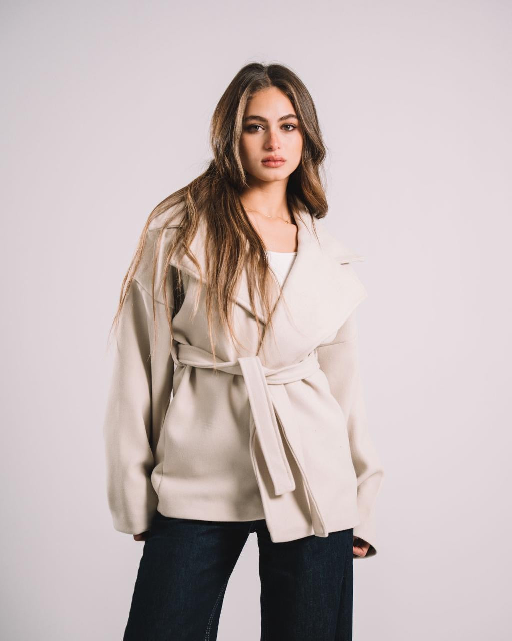 THE BEIGE SOFT BELT COAT
