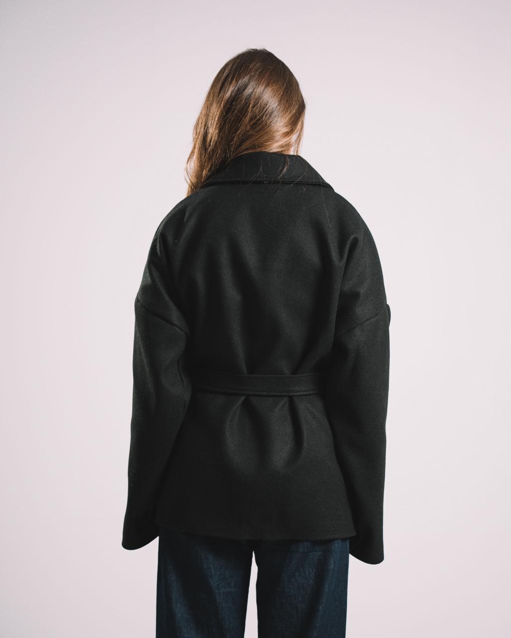 THE BLACK SOFT BELT COAT